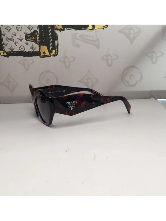 New Authentic Prada PR07YSF Women’s Sunglasses – Abstract Orange Frame / Violet